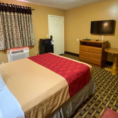 Comfort Room, 2 Double Beds, Non Smoking, Refrigerator&Microwave Rama Inn Bells Promo Code