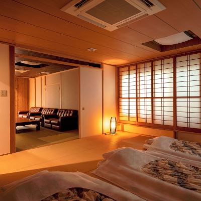 広いルーム, ガーデンビュー (クス) 古湯温泉　鶴の恩返し　よみがえりの宿　鶴霊泉 クーポン