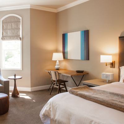 Luxury Corner Room Wydown Hotel Promo Code