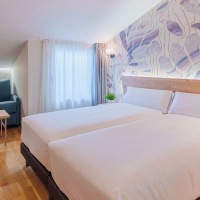 Two-Bedroom Family Room Hotel Ciudad de Burgos Promo Code