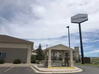 Summit Suites Hotels in 