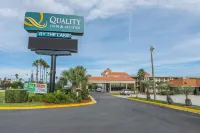 Quality Inn & Suites Kissimmee by the Lake Hoteles en 