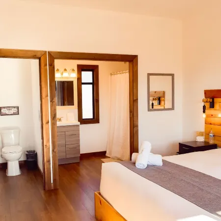 Selah Hotel