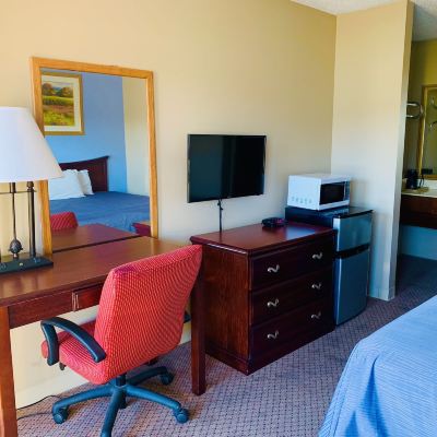 Standard Room,2 Queen Beds,Non Smoking Mallard Inn Promo Code