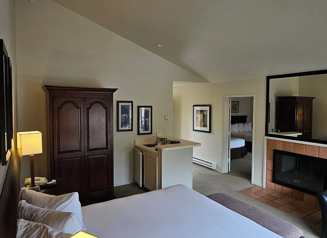 Adobe Inn - Carmel-by-the-Sea, CA
