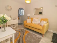 Holly Cottage