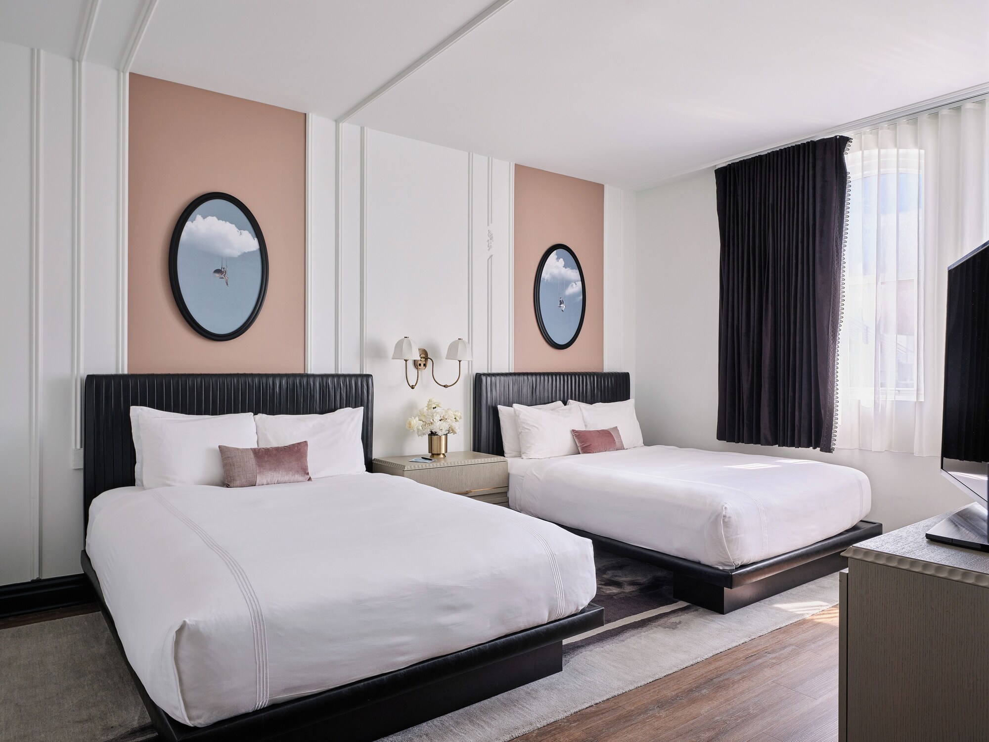 转角两张大床房