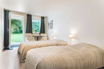 By the Bridge Bed & Breakfast Hotel di 
