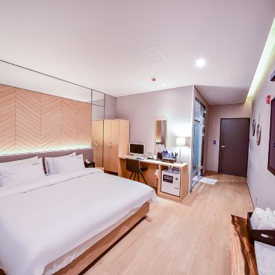 Standard (Room Random Assignment, Jetted SPA) Pohang Hotel One 쿠폰