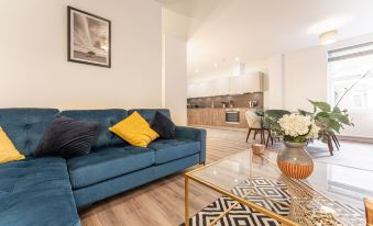 Luxurious Studio Apartment - NEC BHX Solihull - Housity