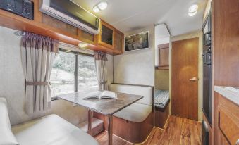 Goseong Jjun Camping Pension