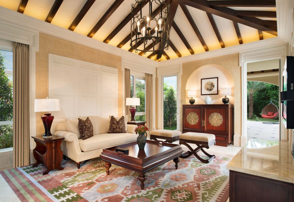 豪華一居泳池別墅