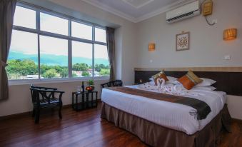 Immana Grand Inle Hotel