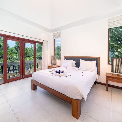 Comfort Five Bedroom Villa with Garden View and Private Pool