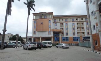 R&A City Hotel - Housity