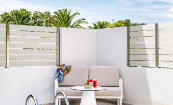 Hidden Cove Corfu - Housity