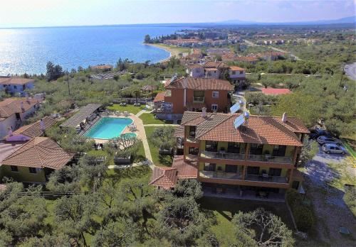 Sunday Resort Apartment With Sea View