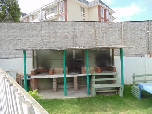 Qvem Propiedades Two-Bedroom Apartment