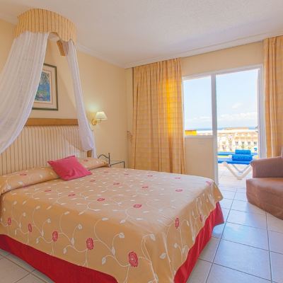 Standard Two-Bedroom Apartment with Sea View