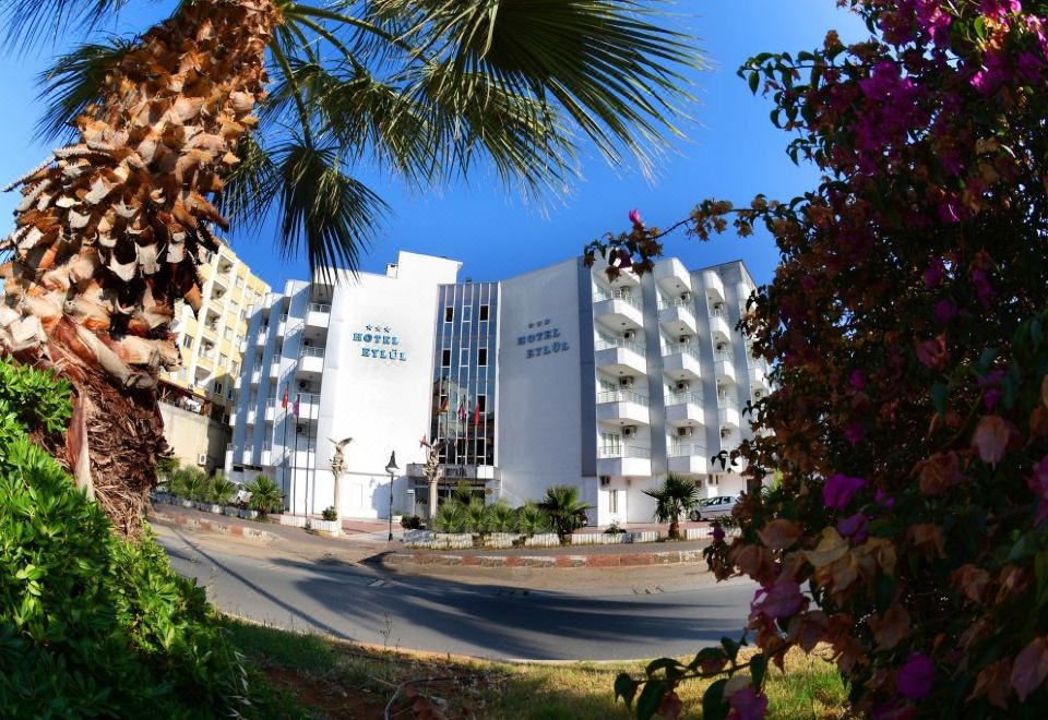 Eylul Hotel - Housity