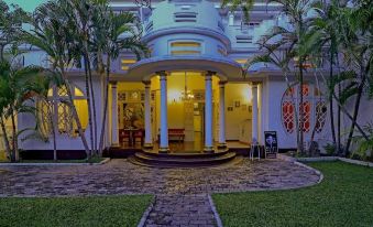 56 by Deco - Galle Fort