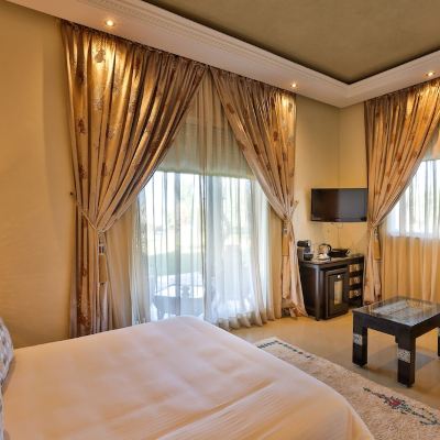 Deluxe Double Room-Pool Side