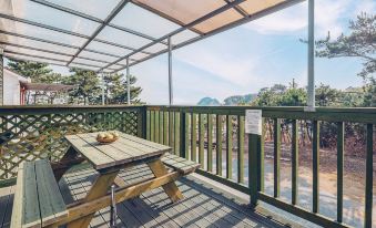 Taean Oceanhill Resort Pension