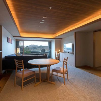 プレミアムツインルーム(浴室) ホテル紫苑 クーポン