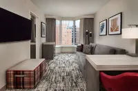 Hilton Kansas City Country Club Plaza Отели в г. 