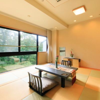 日式房帶景觀浴室