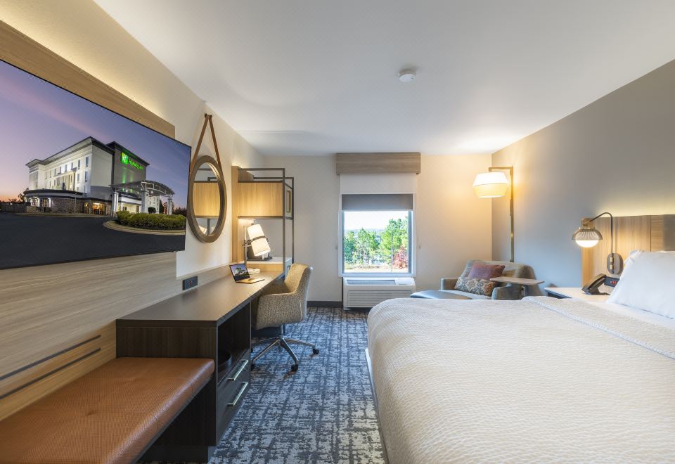 Holiday Inn Anderson, an IHG Hotel - Housity