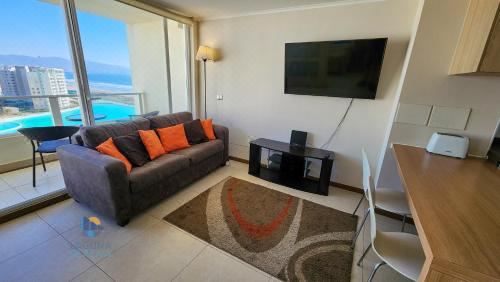 Resort Urbano Laguna del Mar One-Bedroom Apartment With Sea View-12th Floor