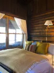 Creekside cabin