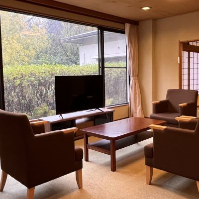 Reception Room With [10 Tatami Or More] [Japanese Room] [Non-Smoking] 伊豆長岡　金城館　【伊東園ホテルズ】 クーポン
