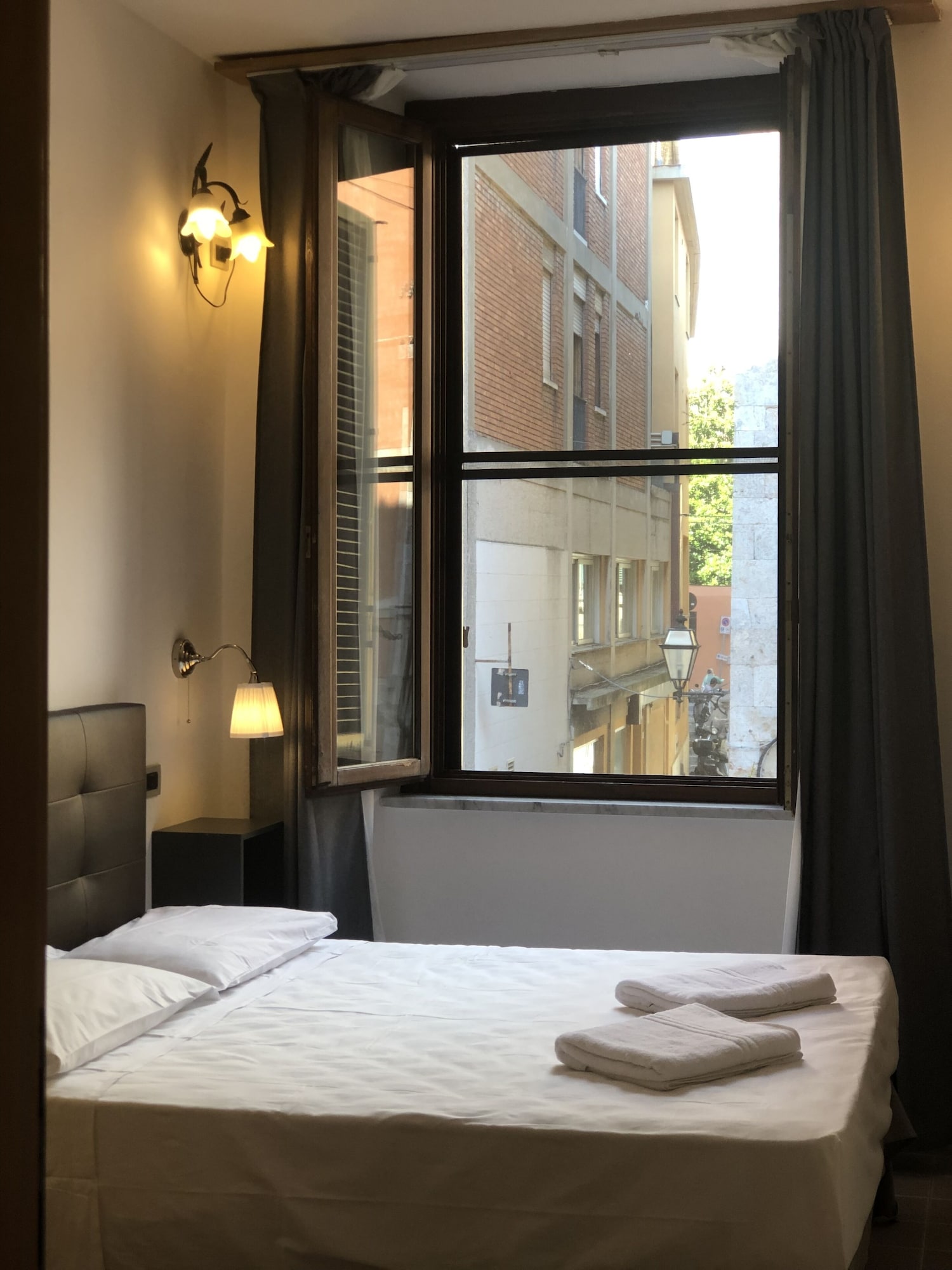 双人房（带独立浴室）