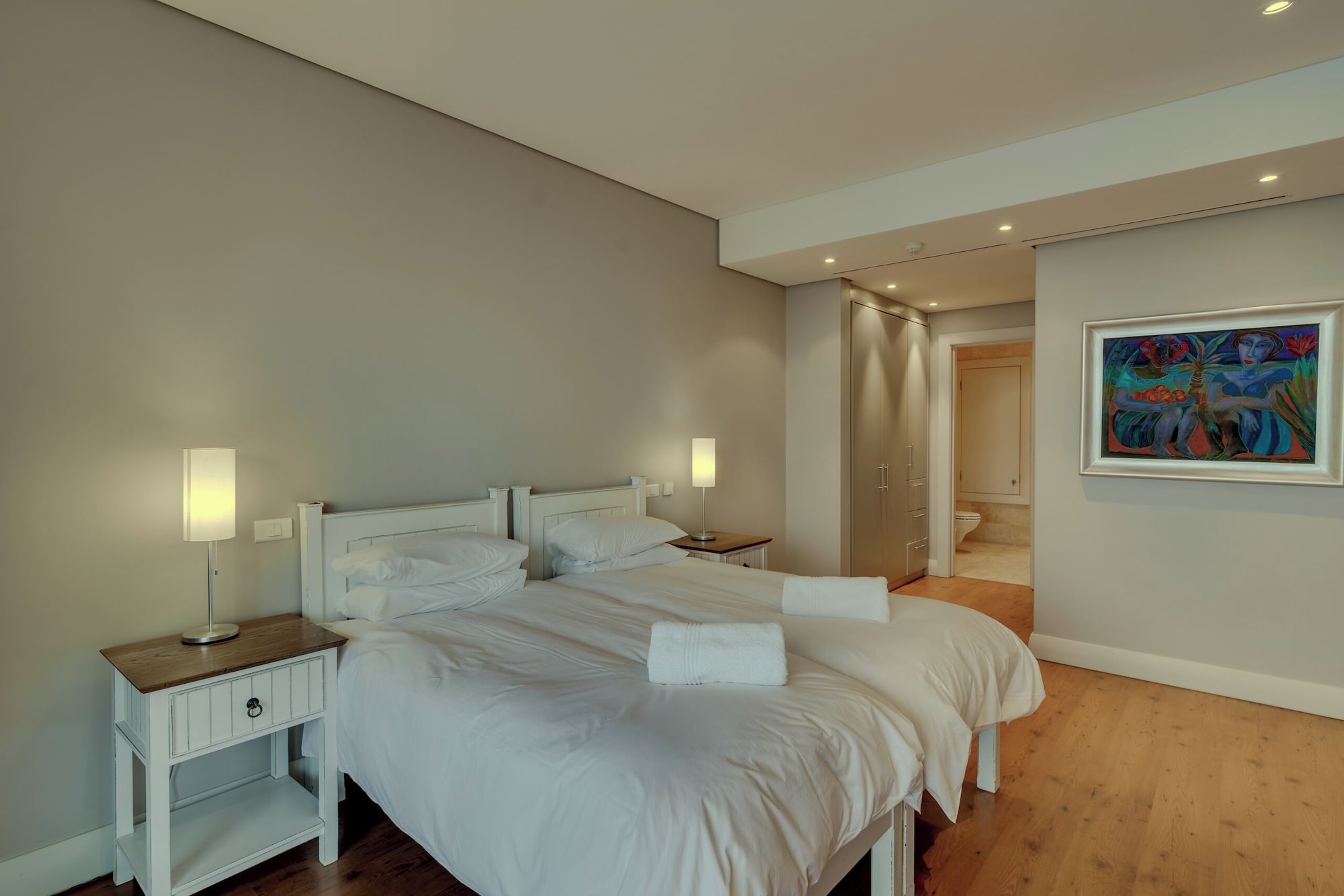 Mountain Marina Luxury Apartments两卧室豪华首选私人泳池2