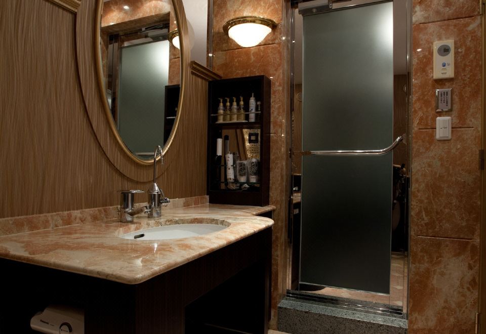 Hotel & Spa J-MEX Shinjuku Kabukicho (Adult Only)Superior Room, 1 Queen Bed (Mist Sauna)