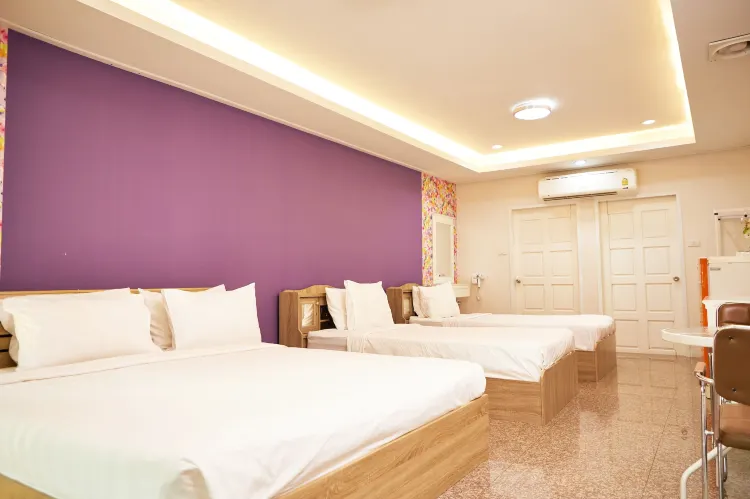 ห้องสระว่ายน้ำ สำหรับ 4 ท่าน