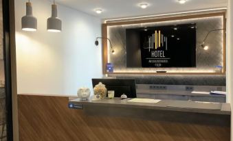 Hotel am Schlosstheater - Housity