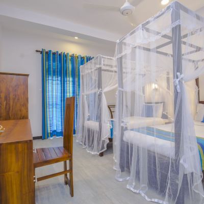 Deluxe Double Room Wavelength Promo Code