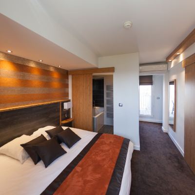 Junior Suite with Mountain View Hôtel Foch Promo Code