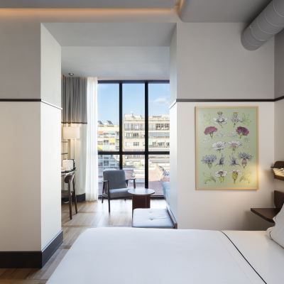 Superior Room Praktik Èssens Promo Code