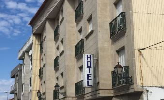 Hotel Bradomin - Housity