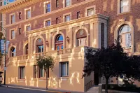The Inn at the Union Club of British Columbia