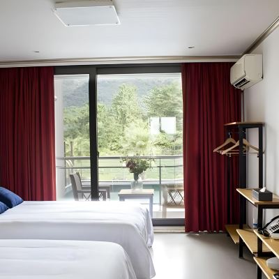 디럭스 패밀리룸 담모라 리조트 쿠폰