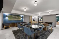 La Quinta Inn & Suites by Wyndham Lexington South / Hamburg