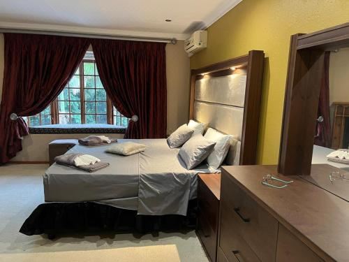 特大床间 - 带spa浴缸