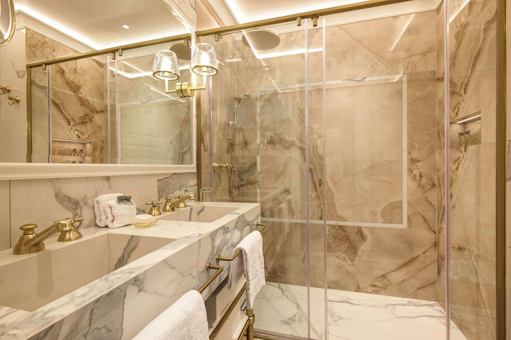 舒适豪华园景房