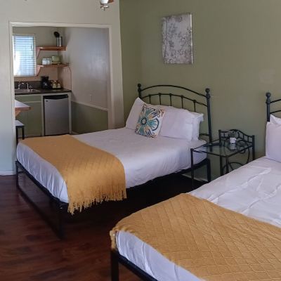 Room, 2 Double Beds, Kitchenette Trees Motel Promo Code