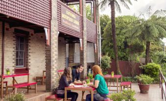 Katoomba Mountain Lodge